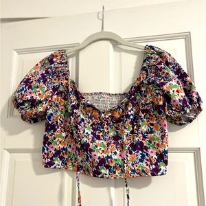 Floral Shired Back Crop Blouse